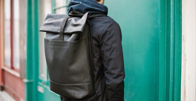Comment porter le sac à dos avec style